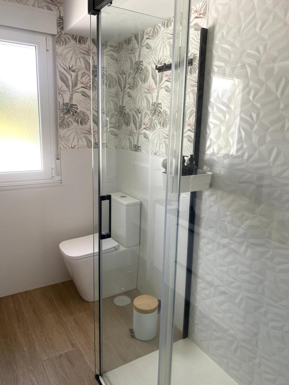 Casa Con Piscina En Santiago A 10 Min Del Centro * Santiago de Compostela